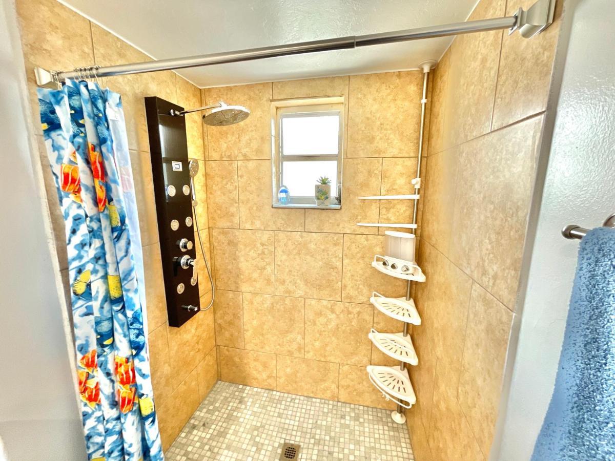 Adorable Studio In Downtown Cape Coral Near Beach! Exterior photo